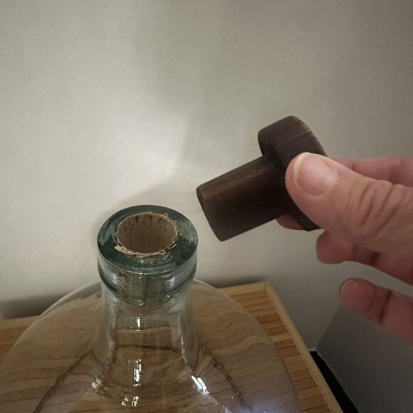 Demijohn Recycled Glass Cloche Dome Wine & Cheese Fleur-de-lis Stopper Large EUC - Picture 4 of 12